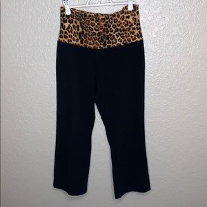 BNWOT EXPRESS Leopard Print Cropped Legging’s